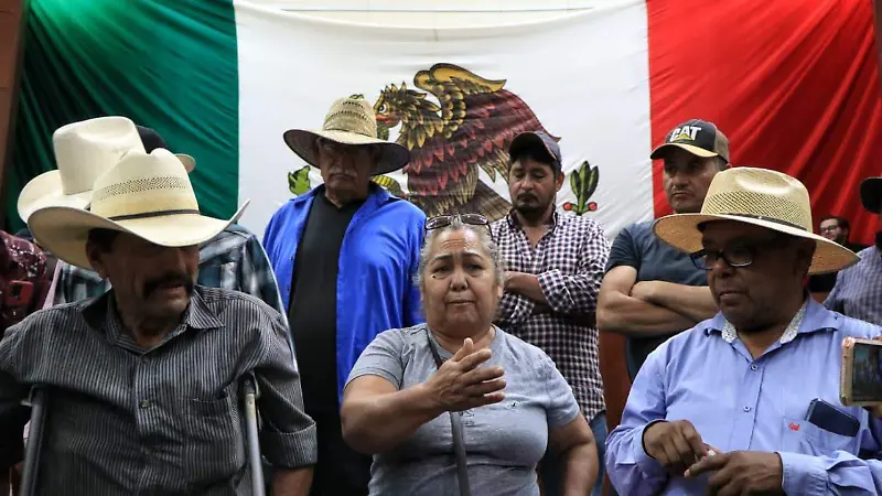 Protesta de productores en el Congreso de Zacatecas